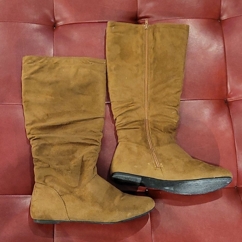 Sz 10W NO CALL boots faux suede uppers